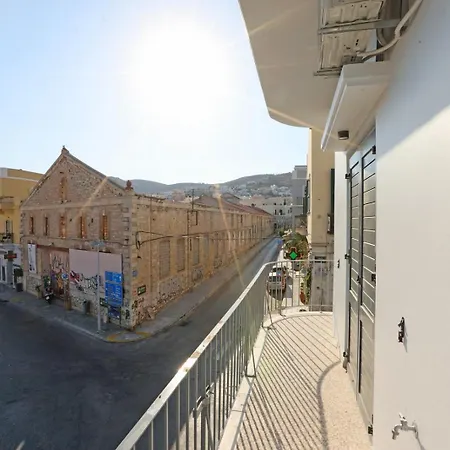 Kapl Charming Nooks Apartment Ermoupoli Exterior photo