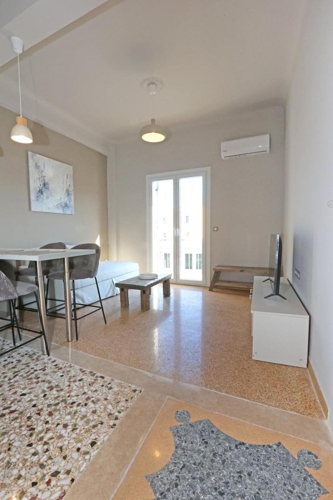Kapl Charming Nooks Apartment Ermoupoli